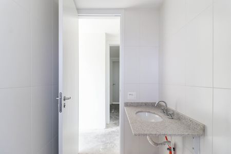 Apartamento à venda com 364m², 4 quartos e 4 vagas Apartamento à venda com 364m², 4 quartos e 4 vagasBanheiro da Suíte 3