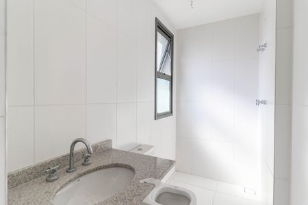 Apartamento à venda com 364m², 4 quartos e 4 vagas Apartamento à venda com 364m², 4 quartos e 4 vagasBanheiro da Suíte 4