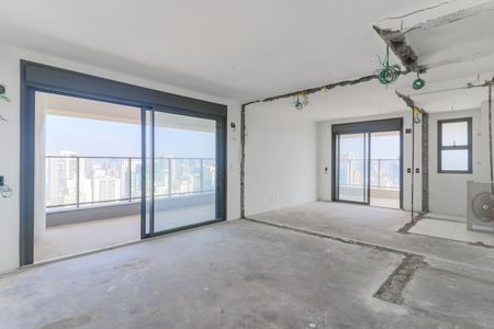 Apartamento à venda com 364m², 4 quartos e 4 vagas Apartamento à venda com 364m², 4 quartos e 4 vagasSuíte 1