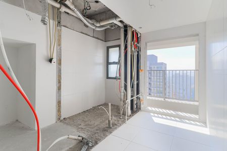 Apartamento à venda com 364m², 4 quartos e 4 vagas Apartamento à venda com 364m², 4 quartos e 4 vagasÁrea de Serviço