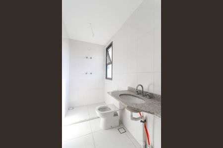 Apartamento à venda com 364m², 4 quartos e 4 vagas Apartamento à venda com 364m², 4 quartos e 4 vagasBanheiro da Suíte 2