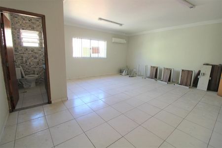 Casa à venda com 7 quartos, 248m² em Parque das Nações, Santo André