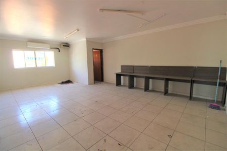 Casa à venda com 7 quartos, 248m² em Parque das Nações, Santo André