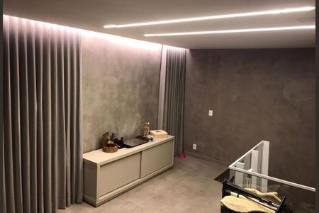 Apartamento à venda com 218m², 3 quartos e 3 vagas