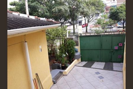 Casa à venda com 77m², 2 quartos e 2 vagas