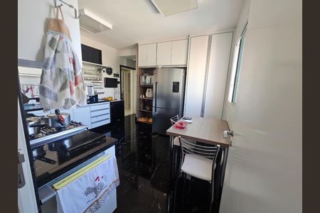 Apartamento à venda com 203m², 4 quartos e 4 vagas