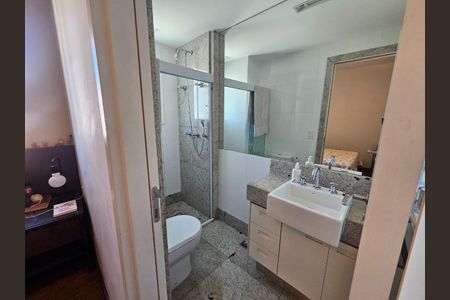Apartamento à venda com 203m², 4 quartos e 4 vagas