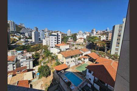 Apartamento à venda com 203m², 4 quartos e 4 vagas