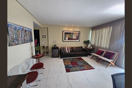 Apartamento à venda com 203m², 4 quartos e 4 vagas