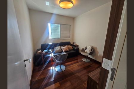 Apartamento à venda com 203m², 4 quartos e 4 vagas
