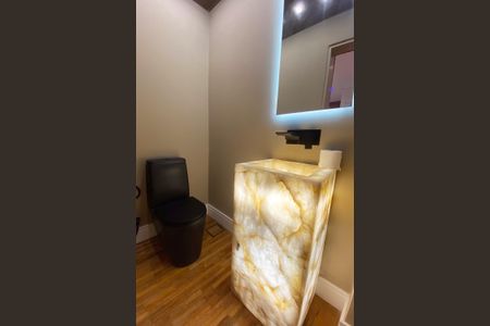Lavabo de apartamento à venda com 3 quartos, 180m² em Cerqueira César, São Paulo
