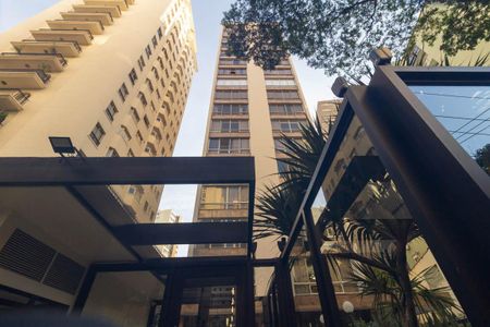 Apartamento à venda com 250m², 3 quartos e 2 vagas Apartamento à venda com 250m², 3 quartos e 2 vagasFachada