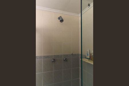 Apartamento à venda com 250m², 3 quartos e 2 vagas Apartamento à venda com 250m², 3 quartos e 2 vagasBanheiro da Suíte