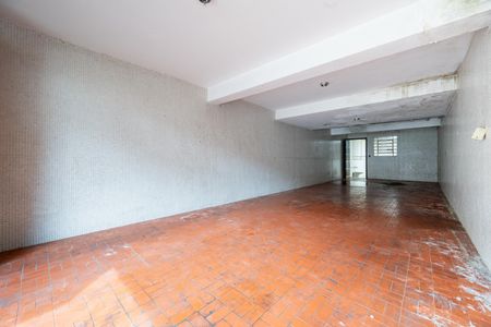 Casa à venda com 168m², 3 quartos e 4 vagas Casa à venda com 168m², 3 quartos e 4 vagasGaragem
