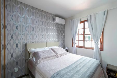 Casa à venda com 208m², 4 quartos e 2 vagas Casa à venda com 208m², 4 quartos e 2 vagasQuarto 2