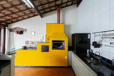 Casa à venda com 208m², 4 quartos e 2 vagas Casa à venda com 208m², 4 quartos e 2 vagasÁrea gourmet