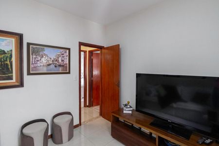 Casa à venda com 208m², 4 quartos e 2 vagas Casa à venda com 208m², 4 quartos e 2 vagasQuarto 1