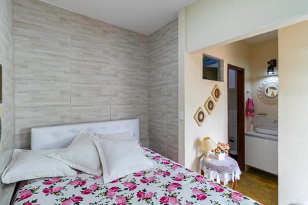 Casa à venda com 208m², 4 quartos e 2 vagas Casa à venda com 208m², 4 quartos e 2 vagasSuíte 2