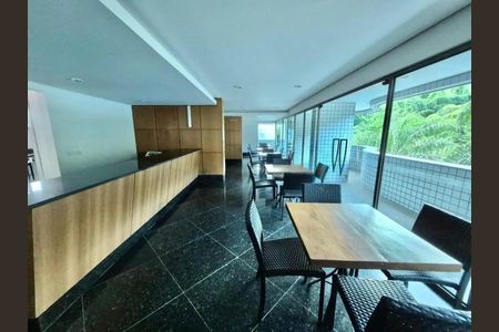 Apartamento à venda com 348m², 4 quartos e 3 vagas Apartamento à venda com 348m², 4 quartos e 3 vagasVaranda da Sala