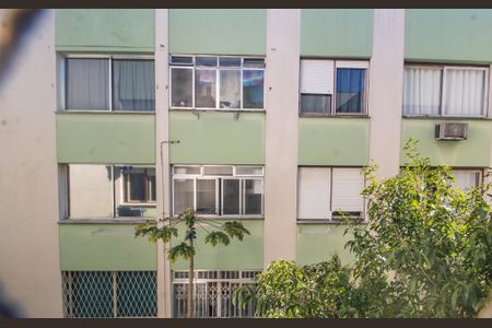 Apartamento à venda com 46m², 1 quarto e sem vaga Apartamento à venda com 46m², 1 quarto e sem vagaVista