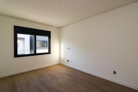 Casa de condomínio à venda com 216m², 3 quartos e 4 vagas Casa de condomínio à venda com 216m², 3 quartos e 4 vagasSuíte 2