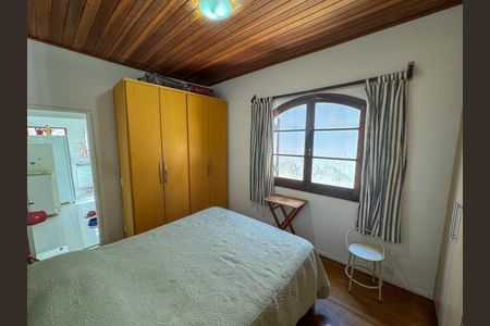 Casa à venda com 161m², 3 quartos e 3 vagas Casa à venda com 161m², 3 quartos e 3 vagasFoto 09