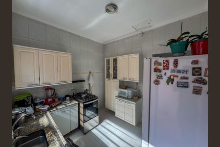 Casa à venda com 161m², 3 quartos e 3 vagas Casa à venda com 161m², 3 quartos e 3 vagasFoto 07