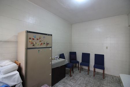 Casa à venda com 218m², 3 quartos e 3 vagasQuarto de Serviço