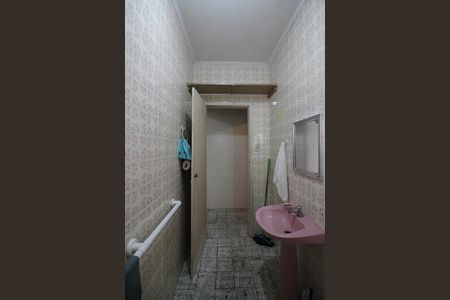 Casa à venda com 218m², 3 quartos e 3 vagasBanheiro de Serviço