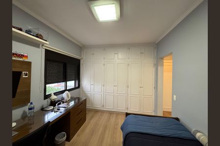 Apartamento à venda com 230m², 4 quartos e 3 vagas Apartamento à venda com 230m², 4 quartos e 3 vagasSuíte 3
