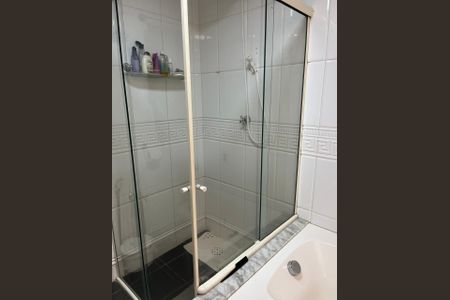 Apartamento à venda com 130m², 4 quartos e 2 vagas Apartamento à venda com 130m², 4 quartos e 2 vagasBanheiro