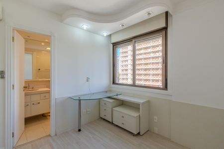 Apartamento para alugar com 180m², 3 quartos e 2 vagas Apartamento para alugar com 180m², 3 quartos e 2 vagasSuíte 3