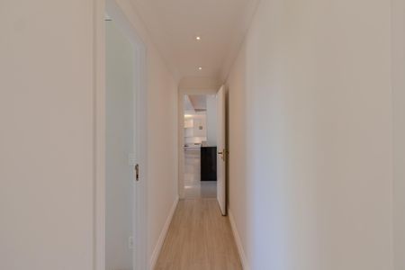 Apartamento para alugar com 180m², 3 quartos e 2 vagas Apartamento para alugar com 180m², 3 quartos e 2 vagasCorredor