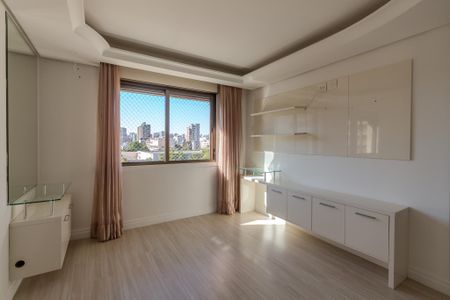 Apartamento para alugar com 180m², 3 quartos e 2 vagas Apartamento para alugar com 180m², 3 quartos e 2 vagasSuíte 1