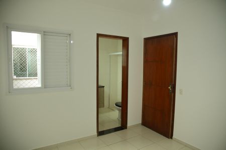 Casa à venda com 162m², 3 quartos e 4 vagasSuíte 2