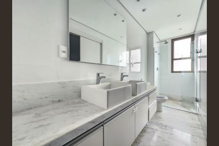 Apartamento à venda com 137m², 4 quartos e 4 vagasBanheiro da Suíte 1