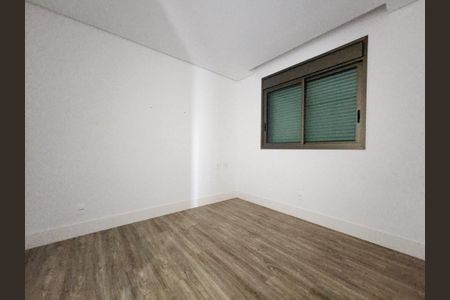 Apartamento à venda com 137m², 4 quartos e 4 vagasQuarto semi Suíte 3