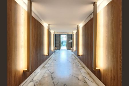 Apartamento à venda com 137m², 4 quartos e 4 vagasHall de entrada