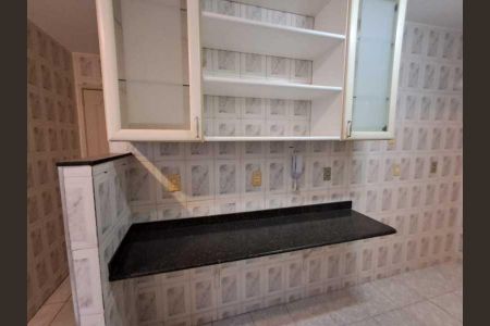 Apartamento à venda com 72m², 2 quartos e 1 vaga