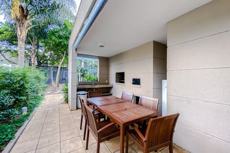 Apartamento à venda com 46m², 2 quartos e 1 vaga Apartamento à venda com 46m², 2 quartos e 1 vagaÁrea comum - Churrasqueira
