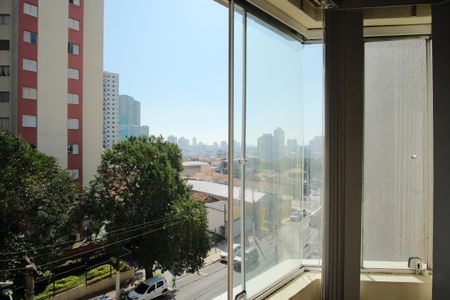 Apartamento à venda com 66m², 2 quartos e 1 vagaVaranda