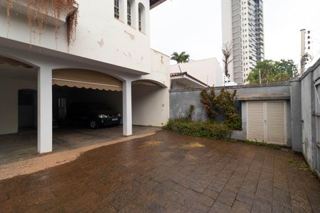 Casa à venda com 695m², 3 quartos e 7 vagasGaragem