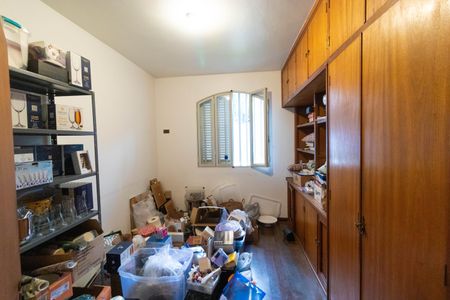 Casa à venda com 695m², 3 quartos e 7 vagasEscritório