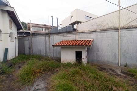 Casa à venda com 695m², 3 quartos e 7 vagasQuintal
