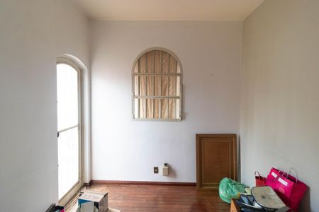 Casa à venda com 695m², 3 quartos e 7 vagasCorredor