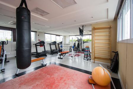 Apartamento à venda com 51m², 2 quartos e 1 vaga Apartamento à venda com 51m², 2 quartos e 1 vagaÁrea comum - Academia