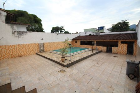 Casa à venda com 370m², 5 quartos e 2 vagasÁrea Externa