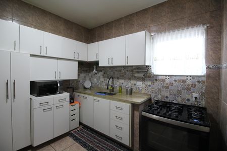 Casa à venda com 370m², 5 quartos e 2 vagasCozinha