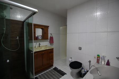 Casa à venda com 370m², 5 quartos e 2 vagasQuarto 4 - Banheiro