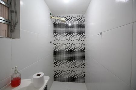 Casa à venda com 370m², 5 quartos e 2 vagasBanheiro de Serviço